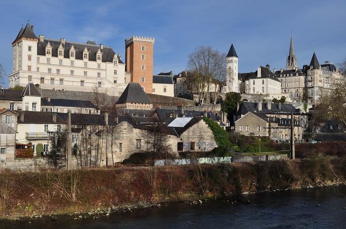 Pau - Immobilier - CENTURY 21 O.C.I. Immobilier - château-royal_parlement de Navarre