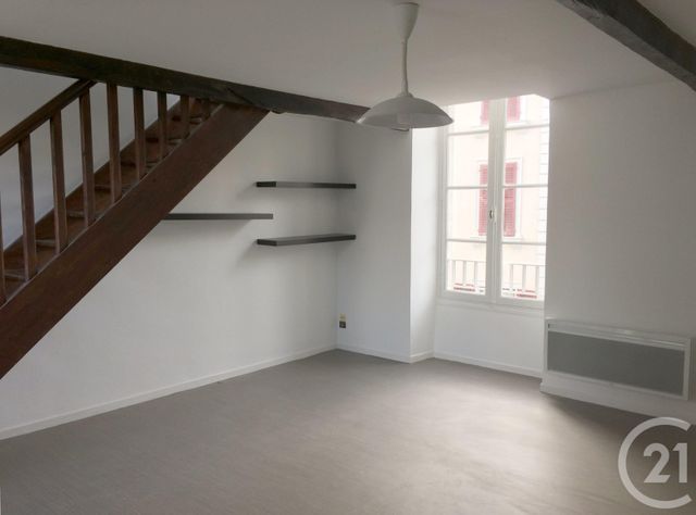 Appartement T2 à louer - 2 pièces - 31.9 m2 - 64 - AQUITAINE - Century 21 O.C.I. Immobilier Appartement T2 à louer - 2 pièces - 31.9 m2 - 64 - AQUITAINE - Century 21 O.C.I. Immobilier