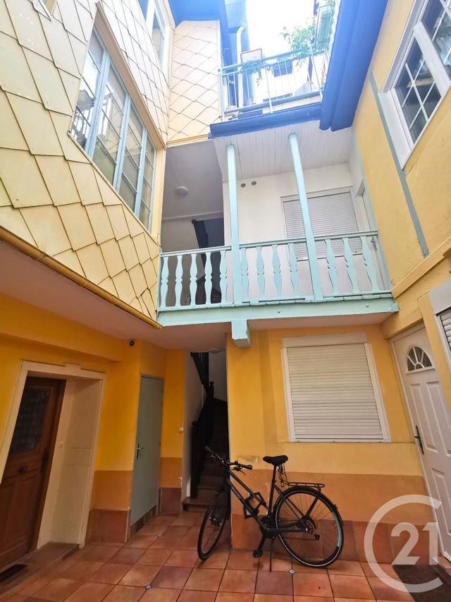 appartement à vendre - 3 pièces - 60.05 m2 - PAU - 64 - AQUITAINE - Century 21 O.C.I. Immobilier
