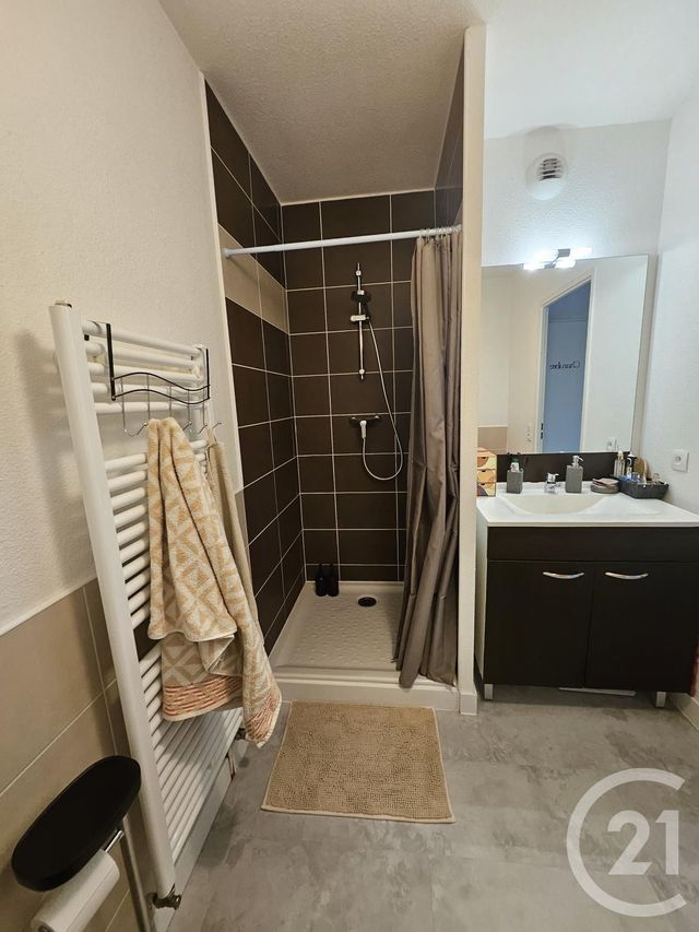 Appartement à vendre - 2 pièces - 42.5 m2 - PAU - 64 - AQUITAINE - Century 21 O.C.I. Immobilier