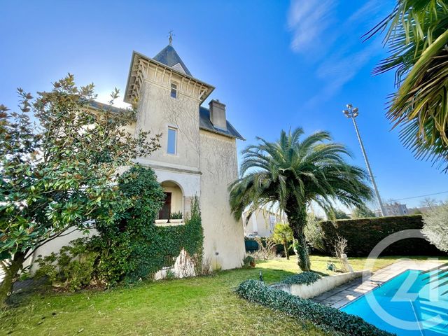 maison à vendre - 10 pièces - 259.04 m2 - PAU - 64 - AQUITAINE - Century 21 O.C.I. Immobilier