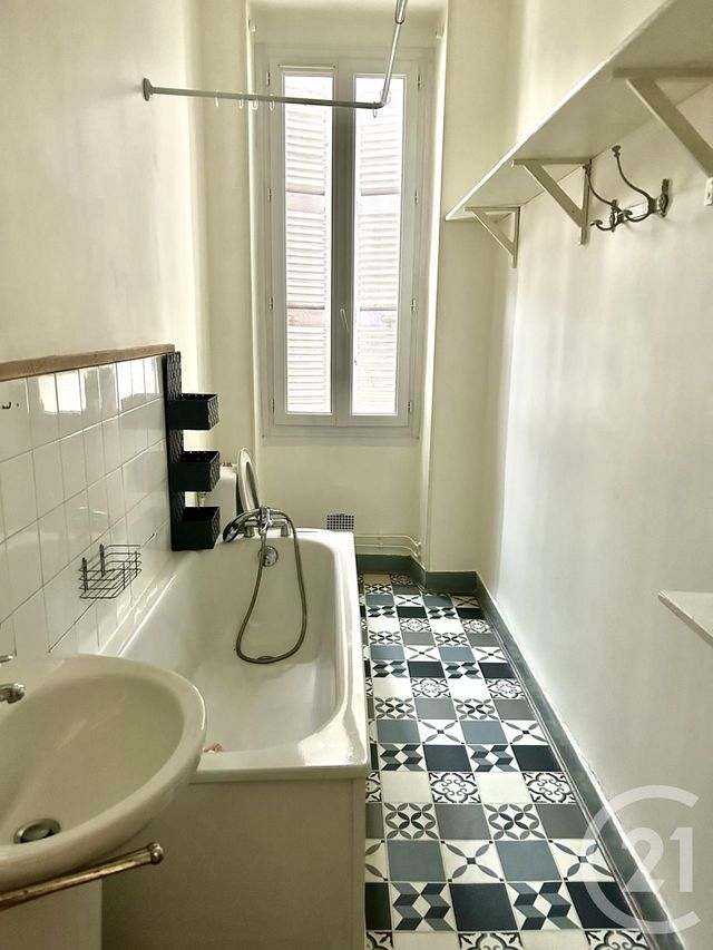 Afficher la photo en grand immeuble à vendre - 900.0 m2 - PAU - 64 - AQUITAINE - Century 21 O.C.I. Immobilier