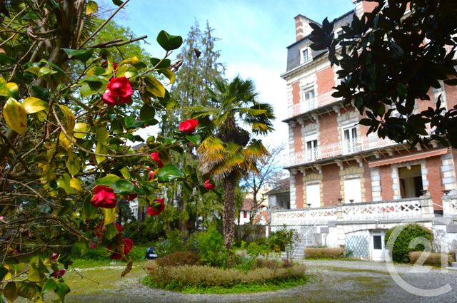 Afficher la photo en grand immeuble à vendre - 900.0 m2 - PAU - 64 - AQUITAINE - Century 21 O.C.I. Immobilier