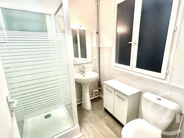 Appartement F1 à vendre - 1 pièce - 27.0 m2 - PAU - 64 - AQUITAINE - Century 21 O.C.I. Immobilier