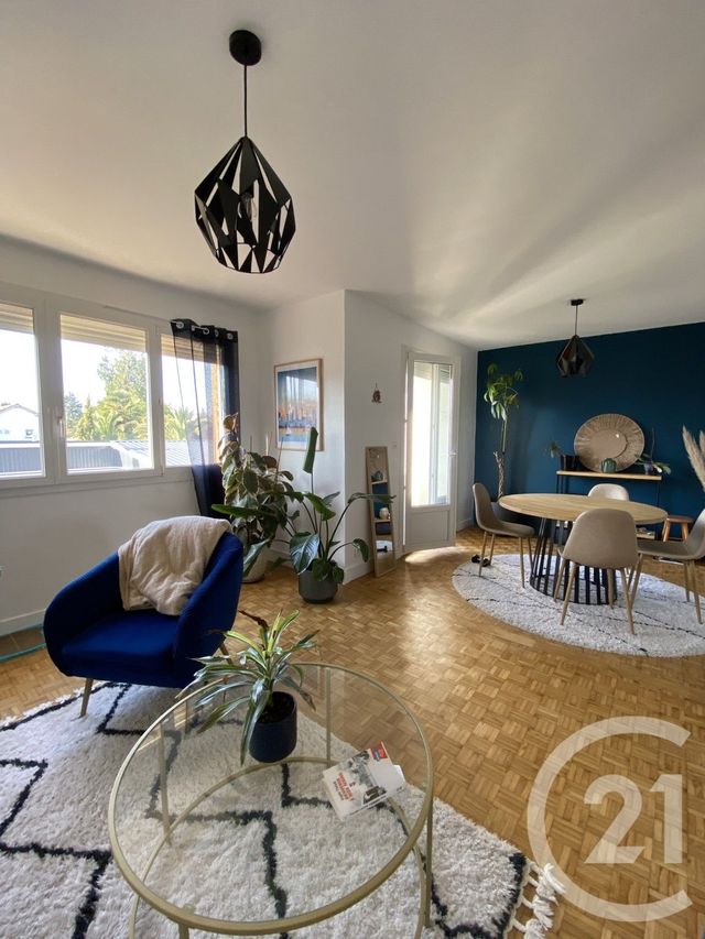 Appartement T4 à louer - 4 pièces - 62.52 m2 - BILLERE - 64 - AQUITAINE - Century 21 O.C.I. Immobilier