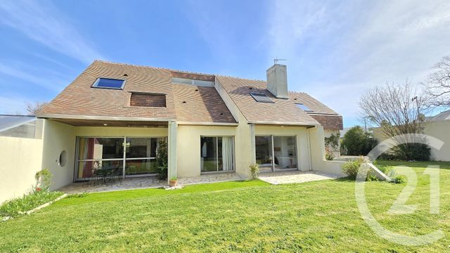 maison à vendre - 7 pièces - 213.0 m2 - PAU - 64 - AQUITAINE - Century 21 O.C.I. Immobilier