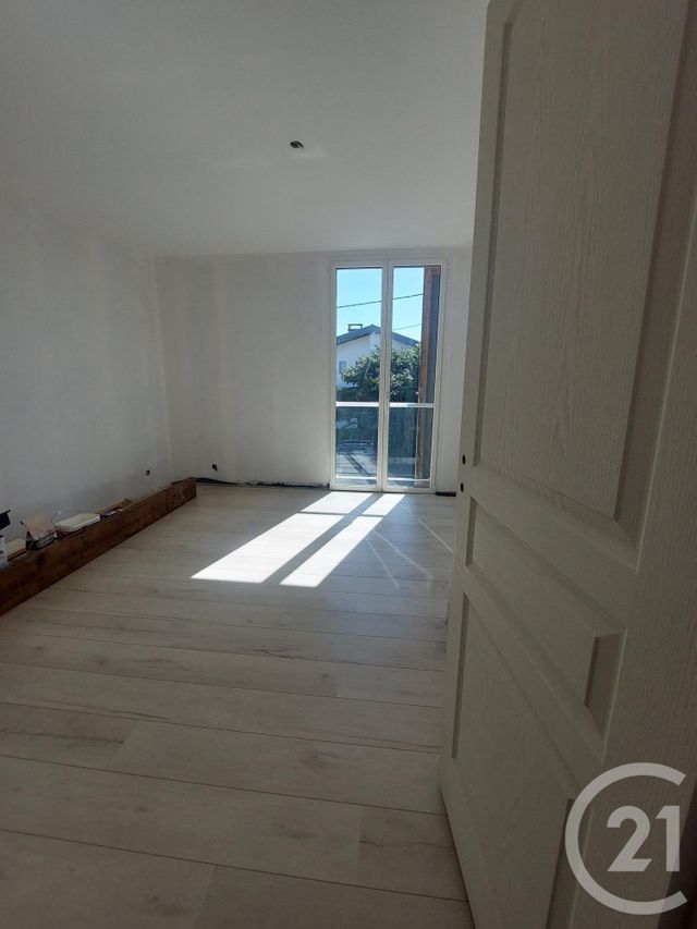 Afficher la photo en grand maison à vendre - 6 pièces - 140.0 m2 - PAU - 64 - AQUITAINE - Century 21 O.C.I. Immobilier