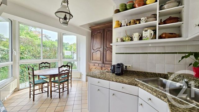 maison à vendre - 8 pièces - 220.0 m2 - PAU - 64 - AQUITAINE - Century 21 O.C.I. Immobilier