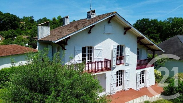 maison à vendre - 8 pièces - 220.0 m2 - PAU - 64 - AQUITAINE - Century 21 O.C.I. Immobilier