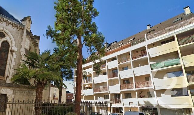 parking à louer - 11.0 m2 - PAU - 64 - AQUITAINE - Century 21 O.C.I. Immobilier