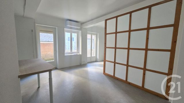 Appartement T1 à louer - 1 pièce - 32.41 m2 - PAU - 64 - AQUITAINE - Century 21 O.C.I. Immobilier
