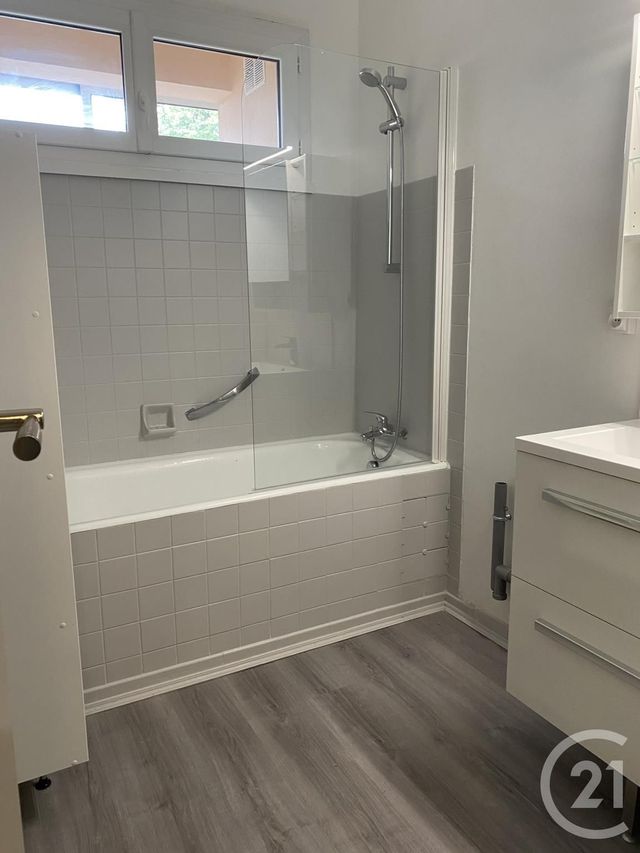 Appartement T3 à louer - 3 pièces - 68.05 m2 - PAU - 64 - AQUITAINE - Century 21 O.C.I. Immobilier