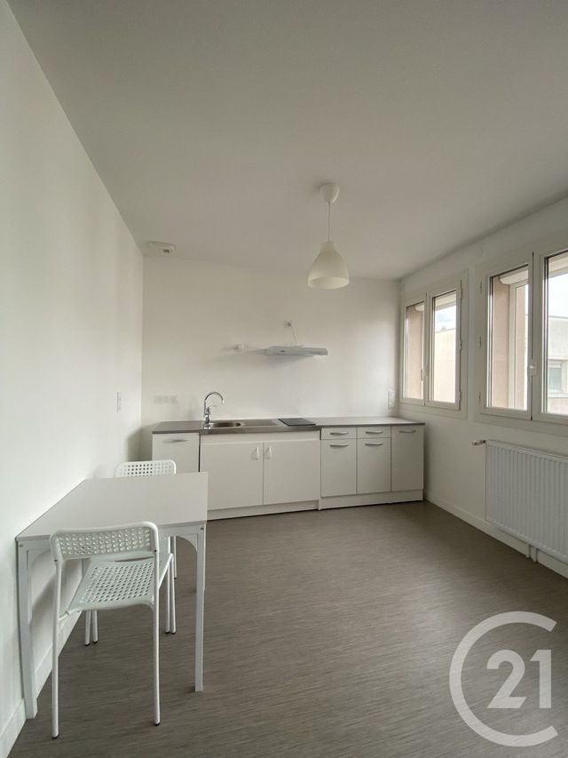 Appartement T2 à louer - 2 pièces - 42.63 m2 - PAU - 64 - AQUITAINE - Century 21 O.C.I. Immobilier