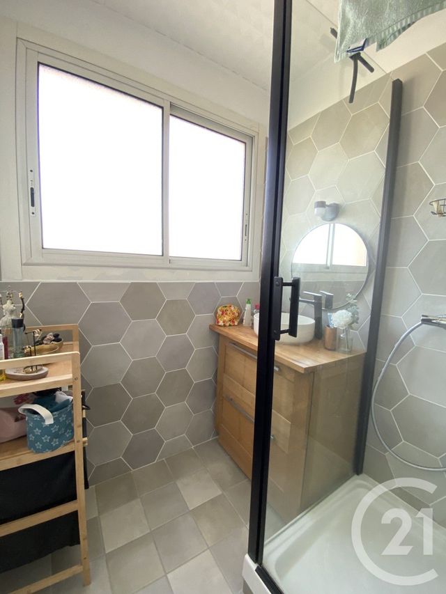 Appartement T4 à louer - 4 pièces - 62.52 m2 - BILLERE - 64 - AQUITAINE - Century 21 O.C.I. Immobilier