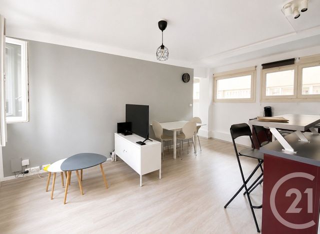 Appartement T3 à louer - 3 pièces - 49.42 m2 - PAU - 64 - AQUITAINE - Century 21 O.C.I. Immobilier