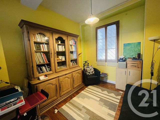 Afficher la photo en grand Appartement F3 à vendre - 3 pièces - 92.0 m2 - PAU - 64 - AQUITAINE - Century 21 O.C.I. Immobilier