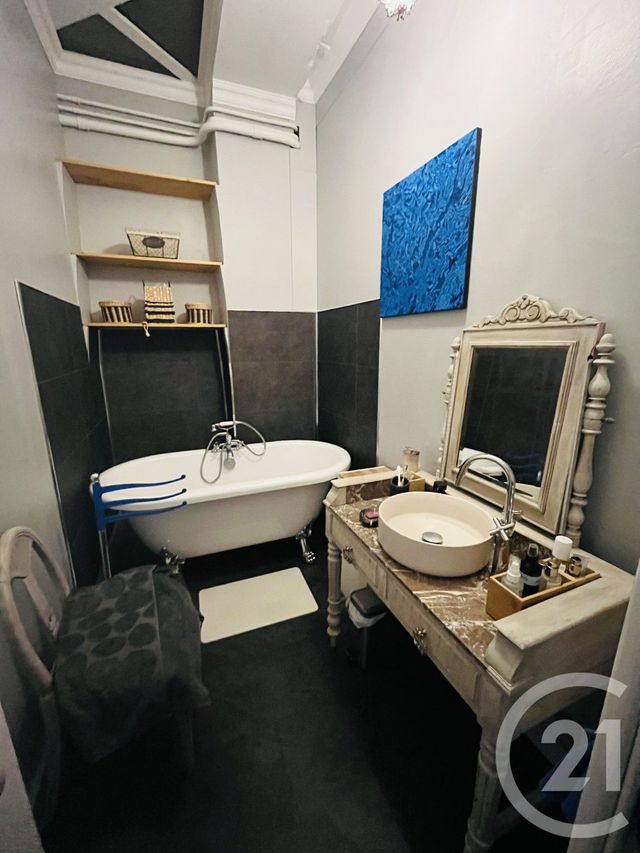 Afficher la photo en grand Appartement F3 à vendre - 3 pièces - 92.0 m2 - PAU - 64 - AQUITAINE - Century 21 O.C.I. Immobilier