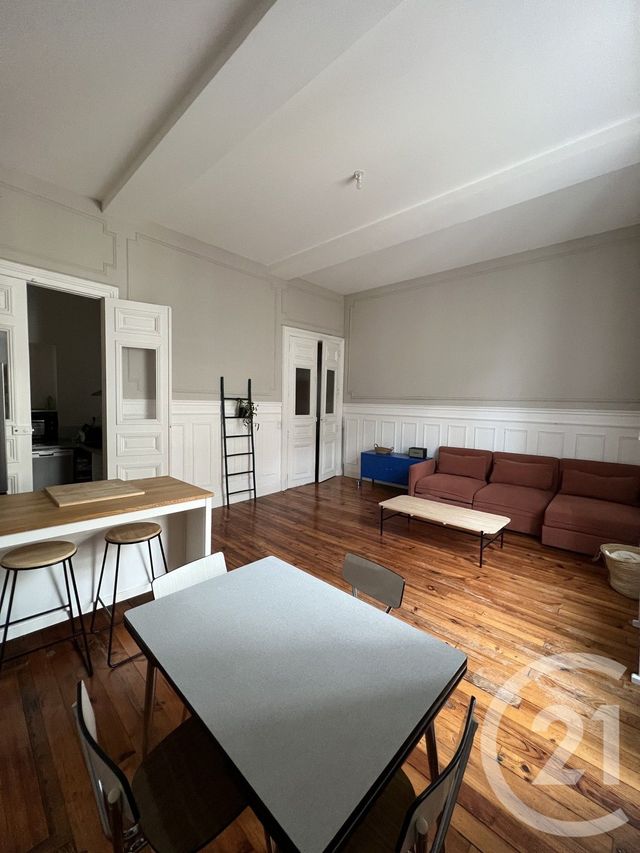 Appartement T3 à louer - 3 pièces - 69.76 m2 - PAU - 64 - AQUITAINE - Century 21 O.C.I. Immobilier
