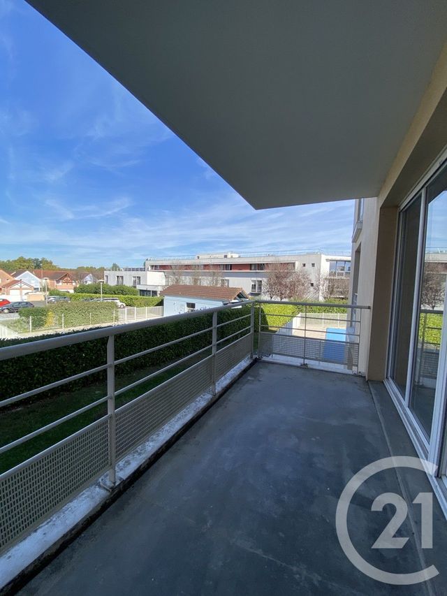 Appartement T2 à louer - 2 pièces - 35.9 m2 - PAU - 64 - AQUITAINE - Century 21 O.C.I. Immobilier