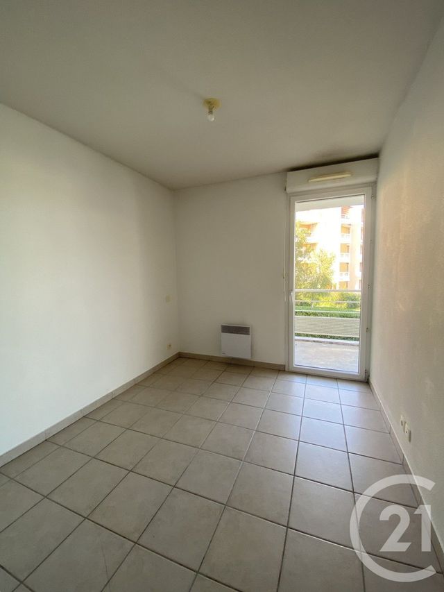 Appartement T2 à louer - 2 pièces - 35.9 m2 - PAU - 64 - AQUITAINE - Century 21 O.C.I. Immobilier
