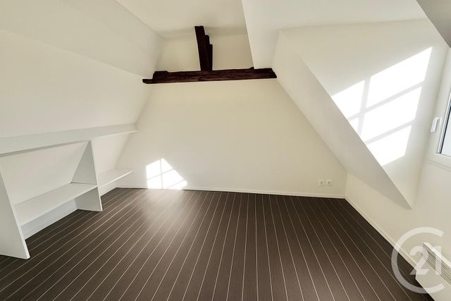 Appartement Duplex à louer - 2 pièces - 24.49 m2 - LESCAR - 64 - AQUITAINE - Century 21 O.C.I. Immobilier