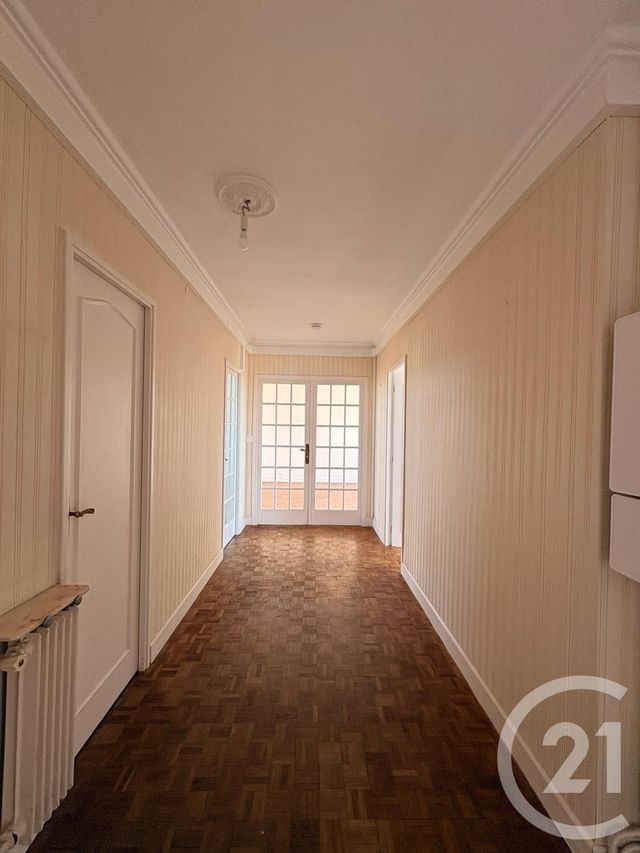 Appartement T4 à louer - 4 pièces - 81.16 m2 - BILLERE - 64 - AQUITAINE - Century 21 O.C.I. Immobilier