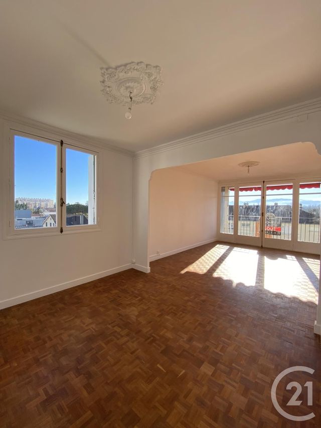 Appartement T4 à louer - 4 pièces - 81.16 m2 - BILLERE - 64 - AQUITAINE - Century 21 O.C.I. Immobilier