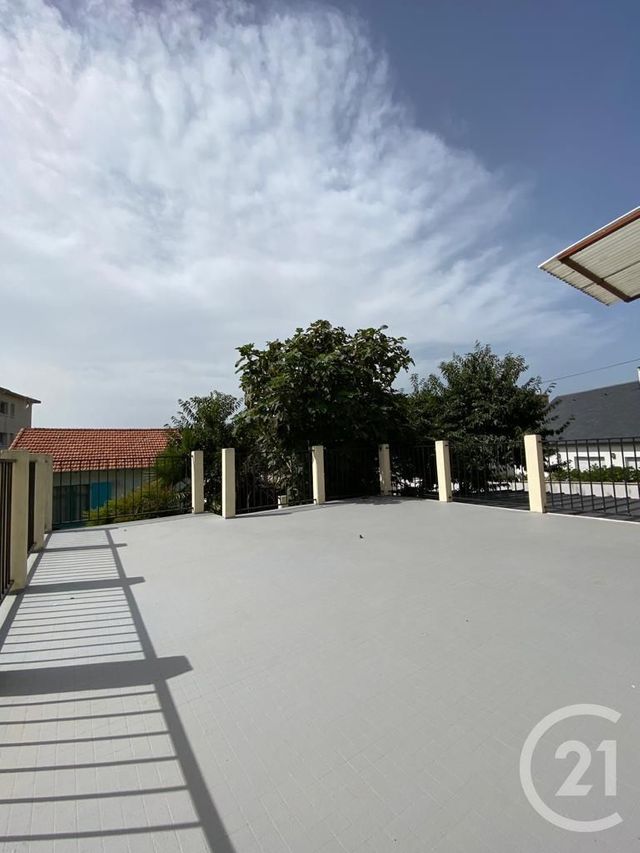 Appartement T3 à louer - 3 pièces - 85.0 m2 - BILLERE - 64 - AQUITAINE - Century 21 O.C.I. Immobilier