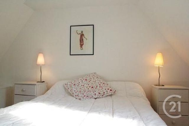 Appartement T2 à louer - 2 pièces - 26.98 m2 - LESCAR - 64 - AQUITAINE - Century 21 O.C.I. Immobilier