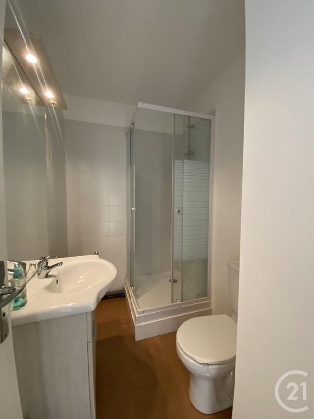 Appartement F2 à louer - 2 pièces - 30.87 m2 - PAU - 64 - AQUITAINE - Century 21 O.C.I. Immobilier
