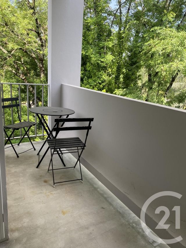 Appartement F2 à louer - 2 pièces - 30.87 m2 - PAU - 64 - AQUITAINE - Century 21 O.C.I. Immobilier
