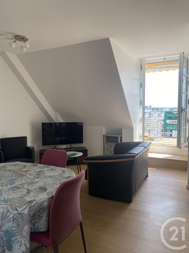 Appartement F3 à louer - 3 pièces - 67.0 m2 - PAU - 64 - AQUITAINE - Century 21 O.C.I. Immobilier