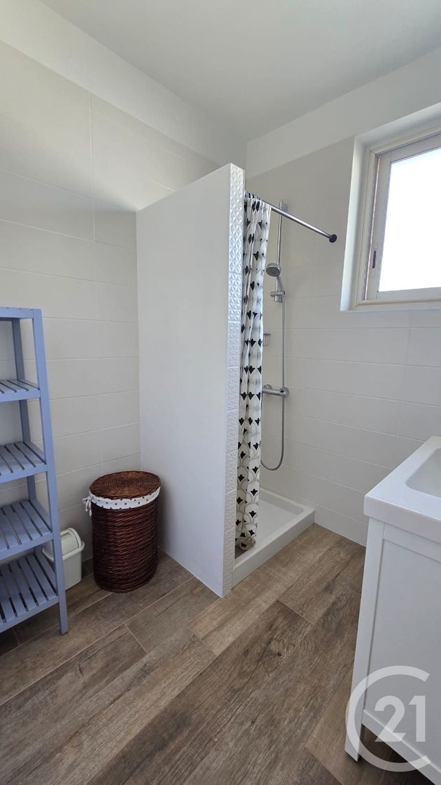 maison à louer - 4 pièces - 121.4 m2 - BIZANOS - 64 - AQUITAINE - Century 21 O.C.I. Immobilier