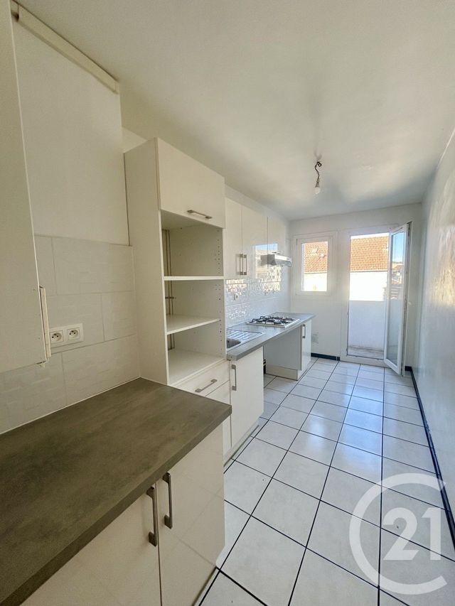 Appartement F3 à vendre - 3 pièces - 60.0 m2 - PAU - 64 - AQUITAINE - Century 21 O.C.I. Immobilier