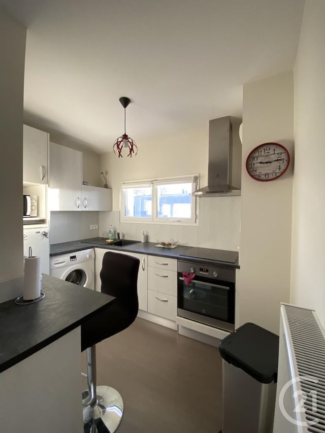 Appartement T3 à louer - 3 pièces - 63.21 m2 - PAU - 64 - AQUITAINE - Century 21 O.C.I. Immobilier