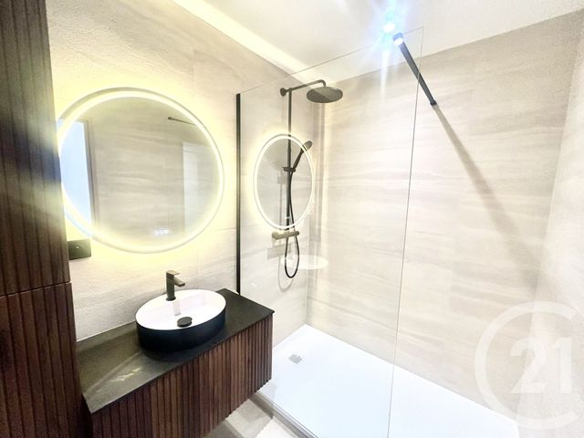 Appartement F3 à vendre - 3 pièces - 70.0 m2 - PAU - 64 - AQUITAINE - Century 21 O.C.I. Immobilier