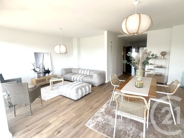 Appartement F3 à vendre - 3 pièces - 70.0 m2 - PAU - 64 - AQUITAINE - Century 21 O.C.I. Immobilier