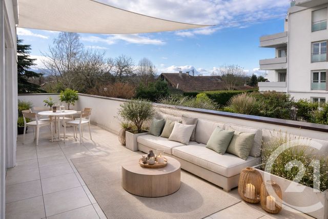 Appartement à vendre - 5 pièces - 126.0 m2 - PAU - 64 - AQUITAINE - Century 21 O.C.I. Immobilier