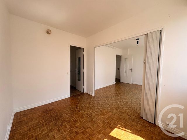 Appartement T2 à louer - 2 pièces - 36.15 m2 - PAU - 64 - AQUITAINE - Century 21 O.C.I. Immobilier