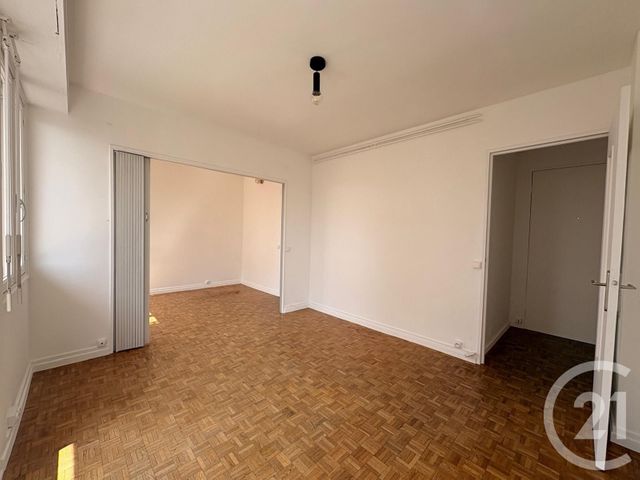 Appartement T2 à louer - 2 pièces - 36.15 m2 - PAU - 64 - AQUITAINE - Century 21 O.C.I. Immobilier