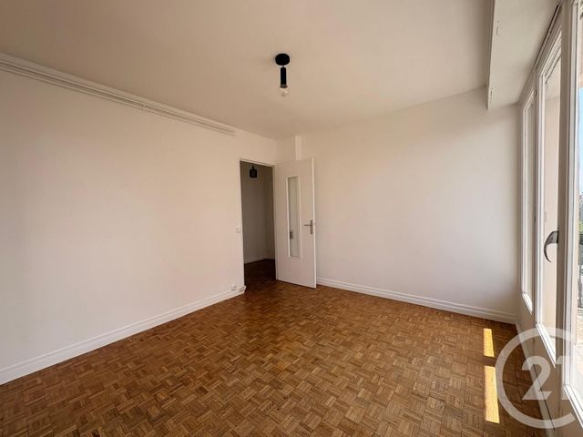 Appartement T2 à louer - 2 pièces - 36.15 m2 - PAU - 64 - AQUITAINE - Century 21 O.C.I. Immobilier