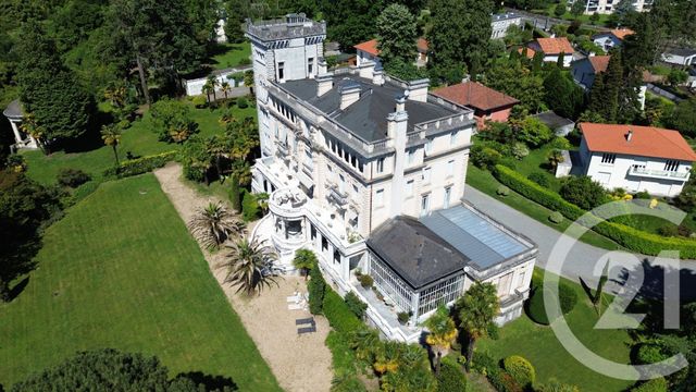 Appartement F8 à vendre - 8 pièces - 300.0 m2 - PAU - 64 - AQUITAINE - Century 21 O.C.I. Immobilier