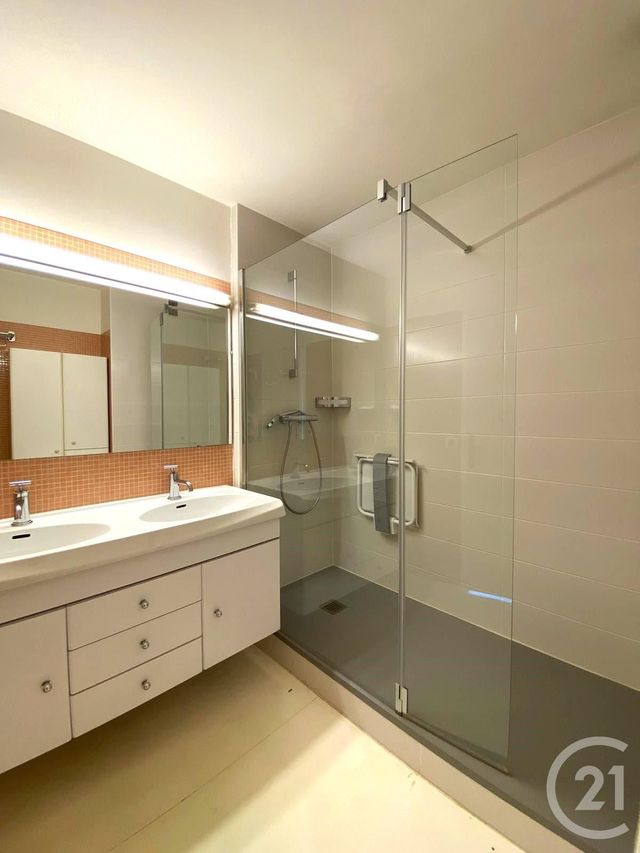 Appartement F4 à louer - 4 pièces - 114.0 m2 - PAU - 64 - AQUITAINE - Century 21 O.C.I. Immobilier