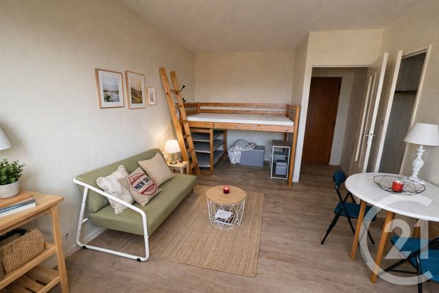 Appartement F1 à vendre - 1 pièce - 26.0 m2 - PAU - 64 - AQUITAINE - Century 21 O.C.I. Immobilier