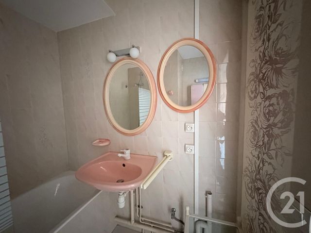 Appartement F1 à louer - 1 pièce - 29.32 m2 - PAU - 64 - AQUITAINE - Century 21 O.C.I. Immobilier