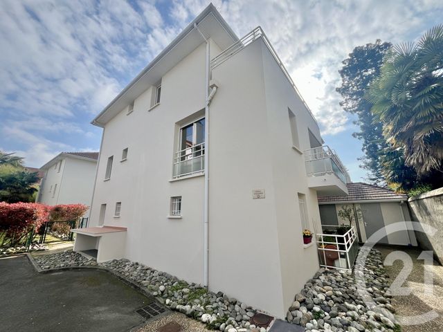Appartement F4 à vendre - 4 pièces - 101.25 m2 - PAU - 64 - AQUITAINE - Century 21 O.C.I. Immobilier