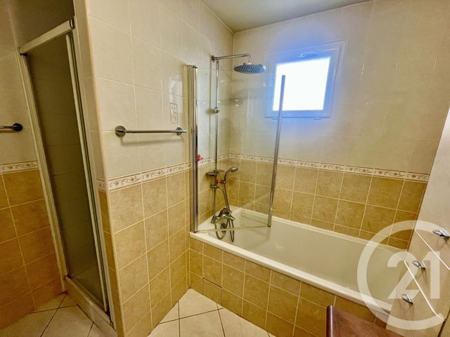 Appartement F4 à vendre - 4 pièces - 101.25 m2 - PAU - 64 - AQUITAINE - Century 21 O.C.I. Immobilier