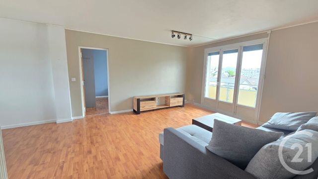 Appartement T3 à louer - 3 pièces - 69.12 m2 - BIZANOS - 64 - AQUITAINE - Century 21 O.C.I. Immobilier