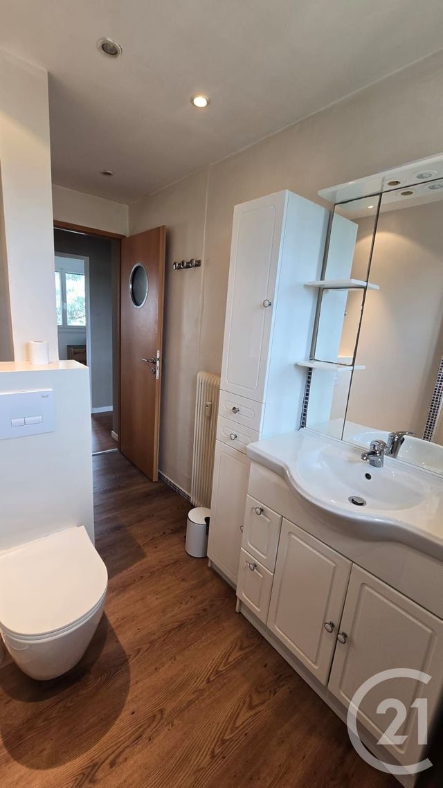 Appartement T3 à louer - 3 pièces - 69.12 m2 - BIZANOS - 64 - AQUITAINE - Century 21 O.C.I. Immobilier