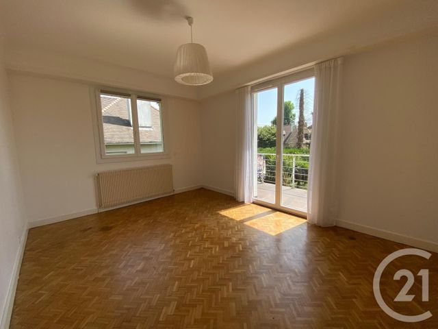 maison à louer - 6 pièces - 169.12 m2 - PAU - 64 - AQUITAINE - Century 21 O.C.I. Immobilier